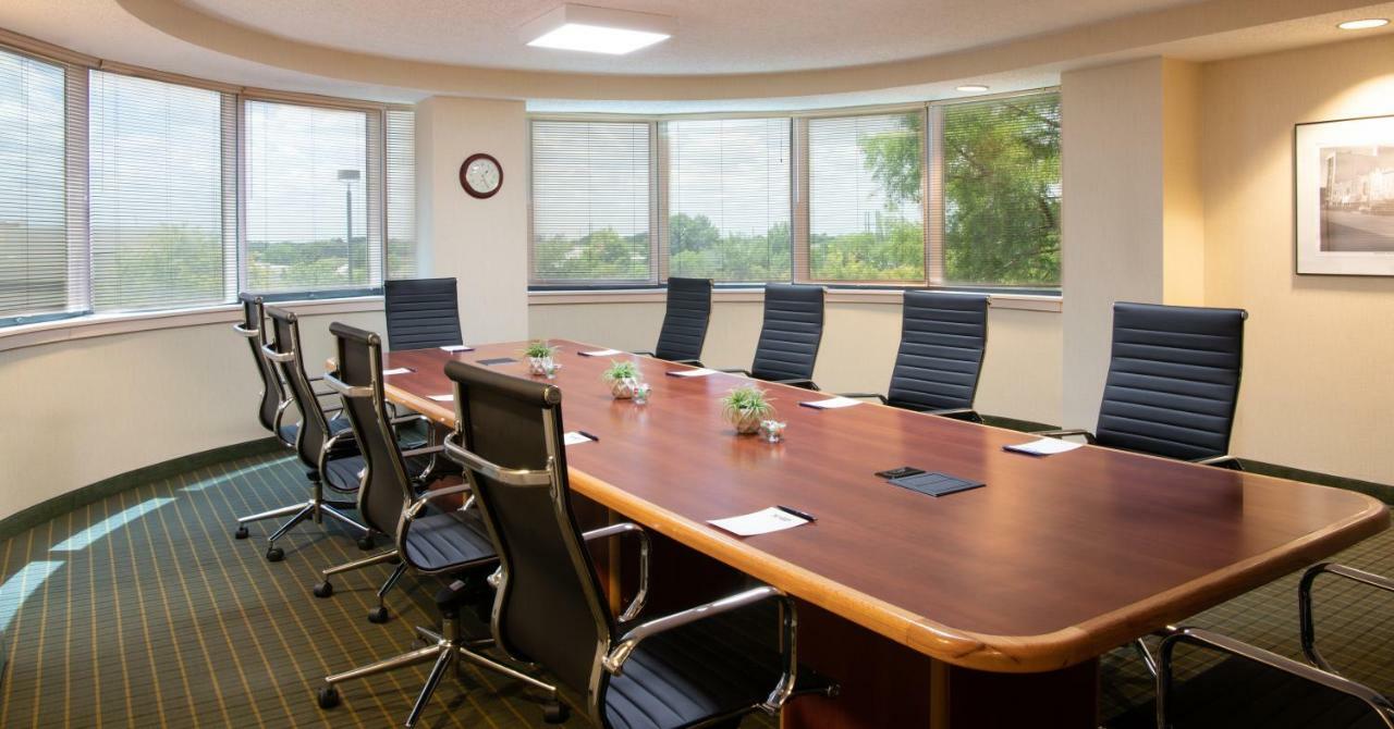 Nced Conference Center & Hotel Norman Bagian luar foto